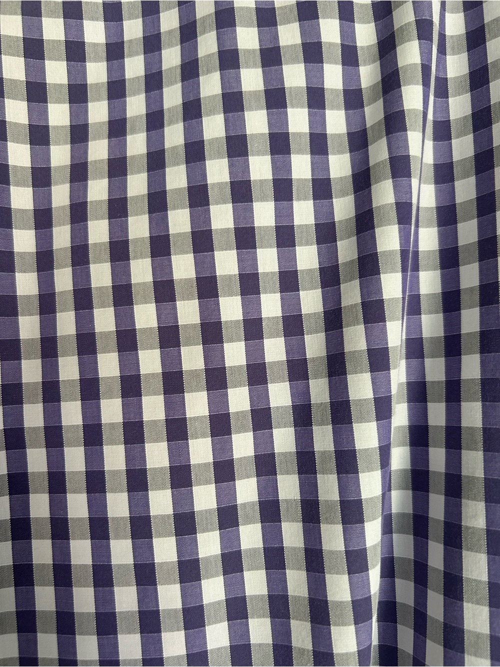 Banana Republic Men’s purple and white Gingham Dress Shirt / non-iron